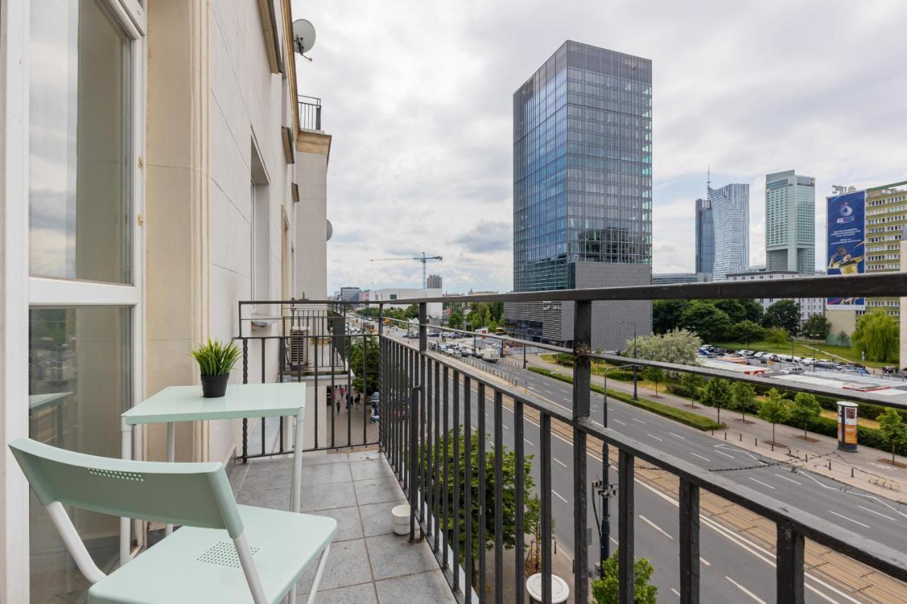 Trendy Apartment Marszalkowska With City View Near Ogrod Saski By Noclegi Renters Varşova Dış mekan fotoğraf
