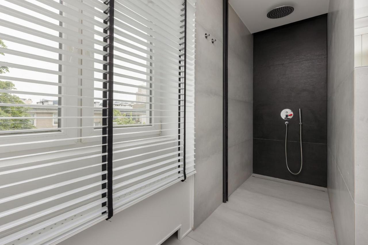 Trendy Apartment Marszalkowska With City View Near Ogrod Saski By Noclegi Renters Varşova Dış mekan fotoğraf